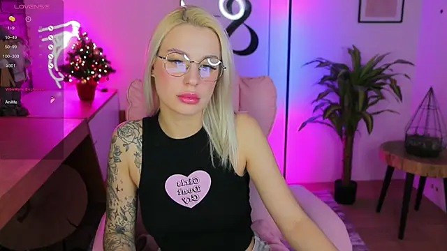 Crystal Barbie online show from January 7, 7:28 pm