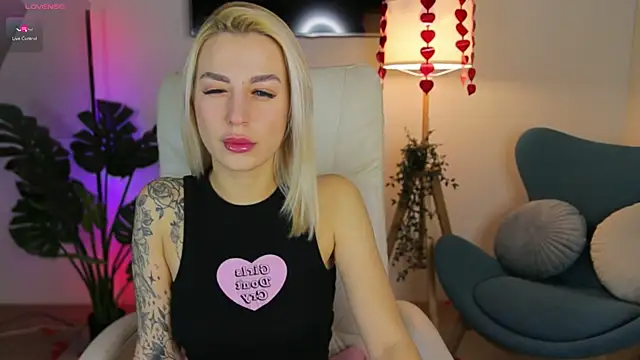 Crystal Barbie online show from February 24, 7:30 pm