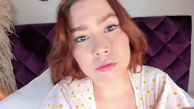 Snapshot of LiaTink chatting on March 1, 5:05 pm LiaTink online show from March 1, 5:05 pm