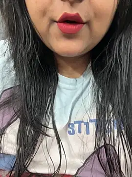 Snapshot of smile_pretty chatting on February 5, 2:00 pm smile pretty online show from February 5, 2:00 pm