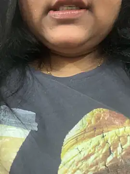 Snapshot of smile_pretty chatting on March 16, 4:33 pm smile pretty online show from March 16, 4:33 pm