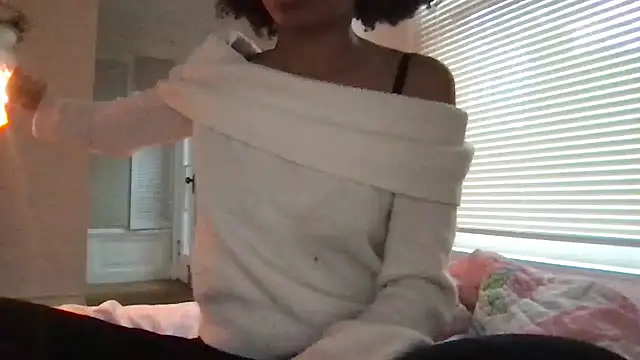 loveofbea online show from April 9, 1:05 am