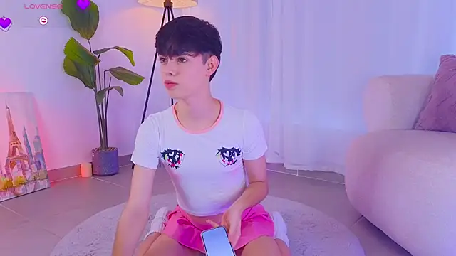 Snapshot of sebbyrose chatting on September 24, 7:06 pm sebbyrose online show from September 24, 7:06 pm