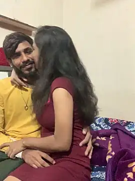 hottiess69 online show from February 6, 6:35 pm