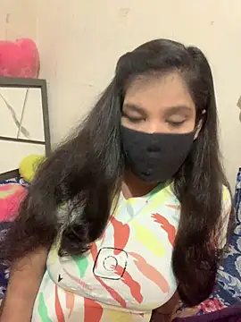 hottiess69 online show from October 15, 5:07 am