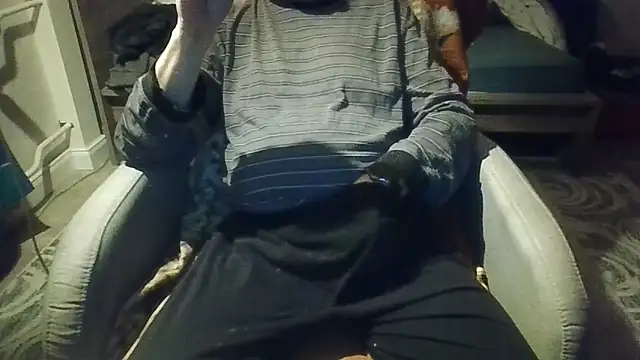 Sammy1660 online show from January 4, 12:48 am