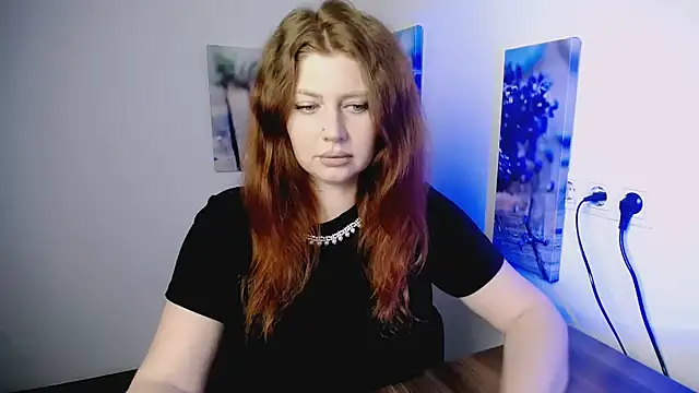 Lizzy Love online show from February 26, 9:08 am