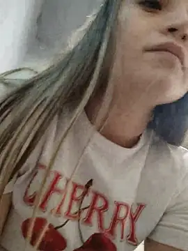 Snapshot of cindy_love2 chatting on July 3, 3:51 pm cindy love2 online show from July 3, 3:51 pm
