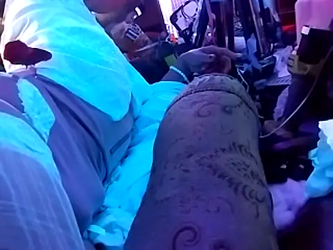 gurlnips online show from April 12, 11:10 pm