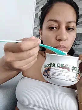 Tiphanydirty3 online show from May 26, 4:14 pm