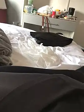 Sxybitch2024 online show from February 17, 1:40 pm