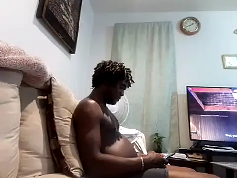 Hugedick0071 online show from July 1, 5:42 am
