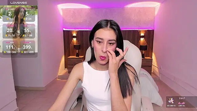 karlaa james online show from April 20, 11:02 am