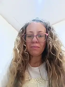 miss hanna07 online show from November 23, 6:08 pm