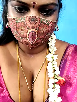 Snapshot of mayaa2u chatting on June 25, 5:12 am mayaa2u online show from June 25, 5:12 am