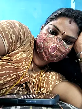 Snapshot of mayaa2u chatting on July 13, 7:55 am mayaa2u online show from July 13, 7:55 am