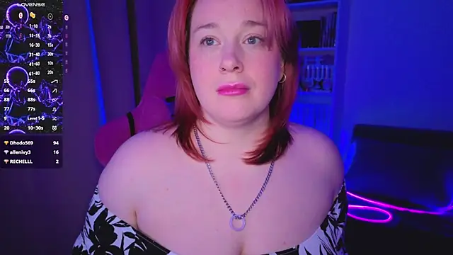 Snapshot of gitera_ chatting on April 28, 9:42 pm gitera online show from April 28, 9:42 pm