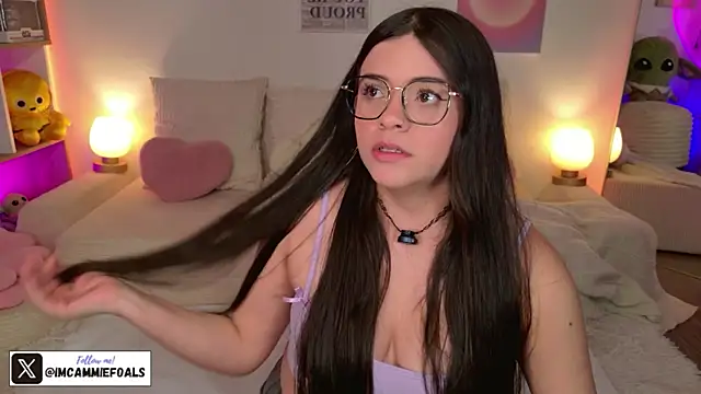 cammiefoalss online show from March 21, 8:56 pm