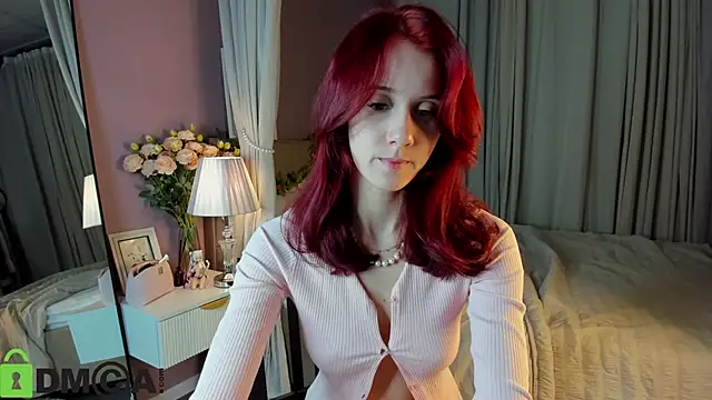 Dearly Emily online show from November 16, 5:18 pm