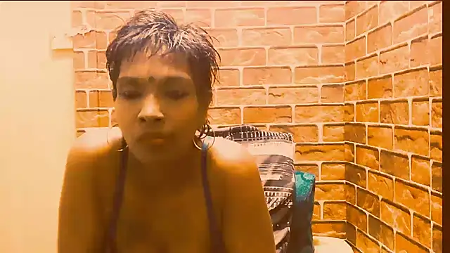 Snapshot of Fuckable_Nasty_MILF chatting on June 9, 3:56 pm Fuckable Nasty MILF online show from June 9, 3:56 pm