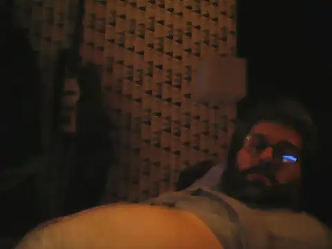 BHOT12 online show from March 11, 10:31 pm