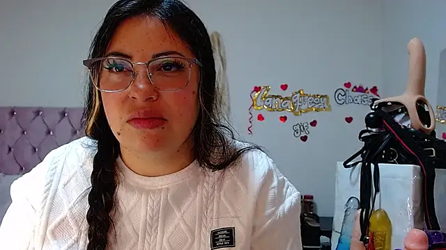 lanaqueen699 online show from September 30, 12:43 pm