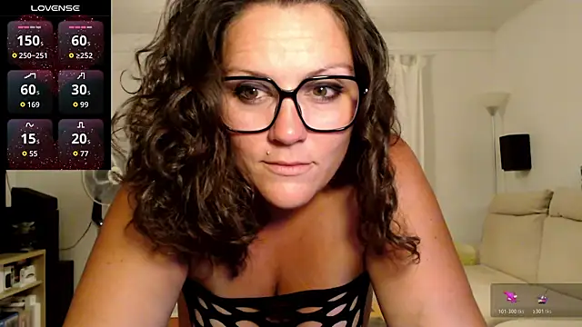 vagina02cam online show from July 16, 11:33 pm