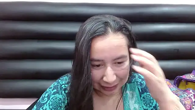 NaomyPrinces online show from December 9, 2:49 pm