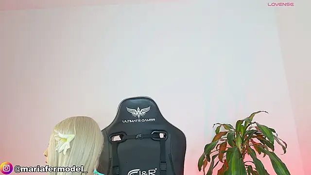 Mariafer05 online show from February 18, 4:36 pm