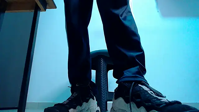 mastersmits online show from April 18, 9:37 pm