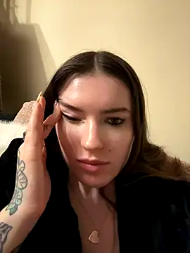 Snapshot of ayeshaskitty chatting on November 15, 9:54 pm ayeshaskitty online show from November 15, 9:54 pm