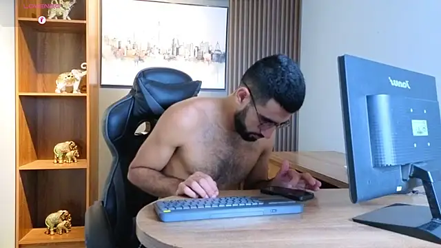 Ethan  Walker online show from April 9, 2:55 pm