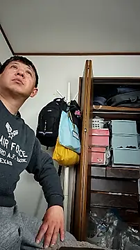 Snapshot of 07YUKIO chatting on April 4, 12:31 am 07YUKIO online show from April 4, 12:31 am