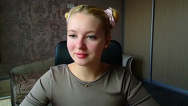 Milka kiss  online show from April 3, 9:51 am