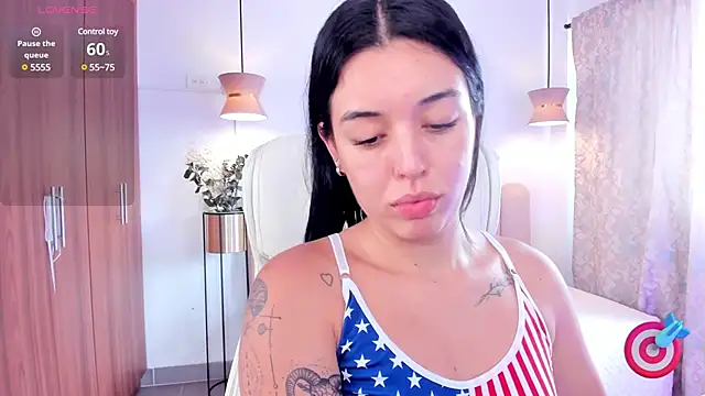 zoee jackson online show from February 25, 6:42 pm