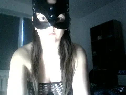 MaxWellas6 online show from February 5, 1:38 pm