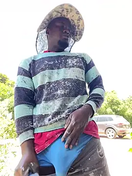 Snapshot of Andricastro chatting on December 6, 3:55 pm Andricastro online show from December 6, 3:55 pm