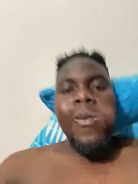 Snapshot of Andricastro chatting on January 15, 12:30 am Andricastro online show from January 15, 12:30 am