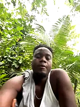 Snapshot of Andricastro chatting on November 10, 1:43 pm Andricastro online show from November 10, 1:43 pm