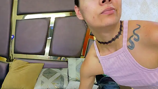 NicoleEsposito online show from March 26, 12:33 pm