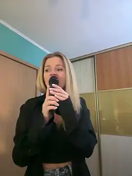 AlisonXCristal online show from March 13, 6:25 pm