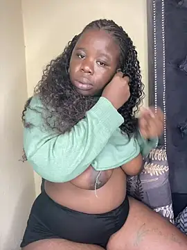 DarkBerry87 online show from April 14, 8:37 pm