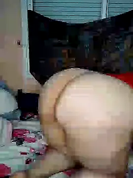 Snapshot of julia_julia02 chatting on January 18, 10:28 pm julia julia02 online show from January 18, 10:28 pm