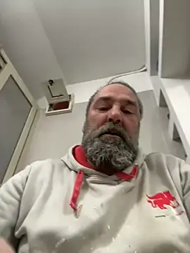 Snapshot of ros217 chatting on December 5, 3:09 pm ros217 online show from December 5, 3:09 pm