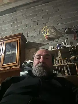 Snapshot of ros217 chatting on March 2, 7:43 pm ros217 online show from March 2, 7:43 pm