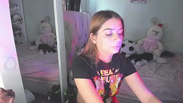 KittyKlum online show from February 17, 8:26 pm