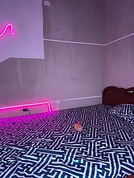 Snapshot of Mauuu18 chatting on February 1, 4:35 am Mauuu18 online show from February 1, 4:35 am