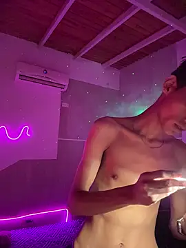 Snapshot of Mauuu18 chatting on October 26, 2:50 am Mauuu18 online show from October 26, 2:50 am