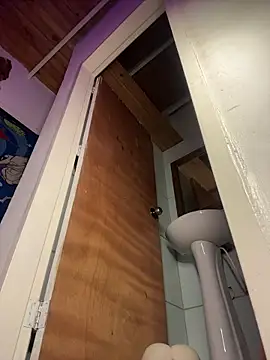 Snapshot of Mauuu18 chatting on February 8, 2:48 am Mauuu18 online show from February 8, 2:48 am