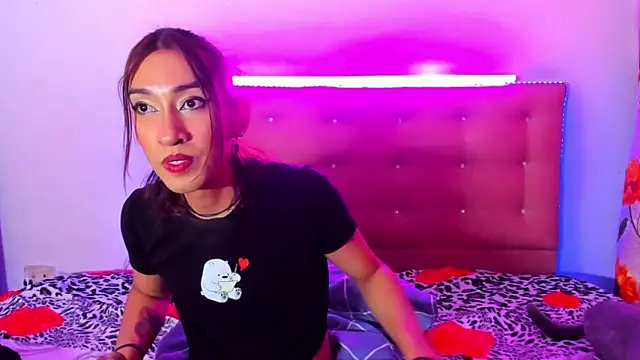 khandyzBlum online show from January 20, 6:43 pm